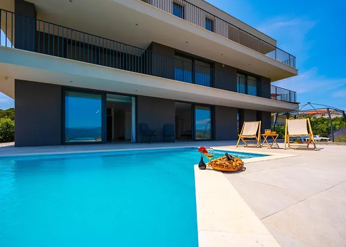 Luxury Hidden Oasis - Greca